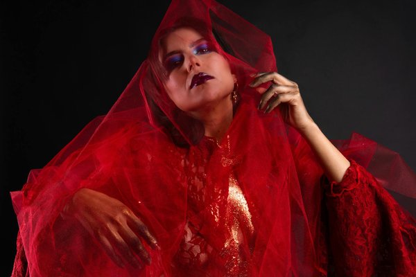 Comment intégrer des accessoires artisanaux dans votre style contemporain pour une garde-robe inédite ?